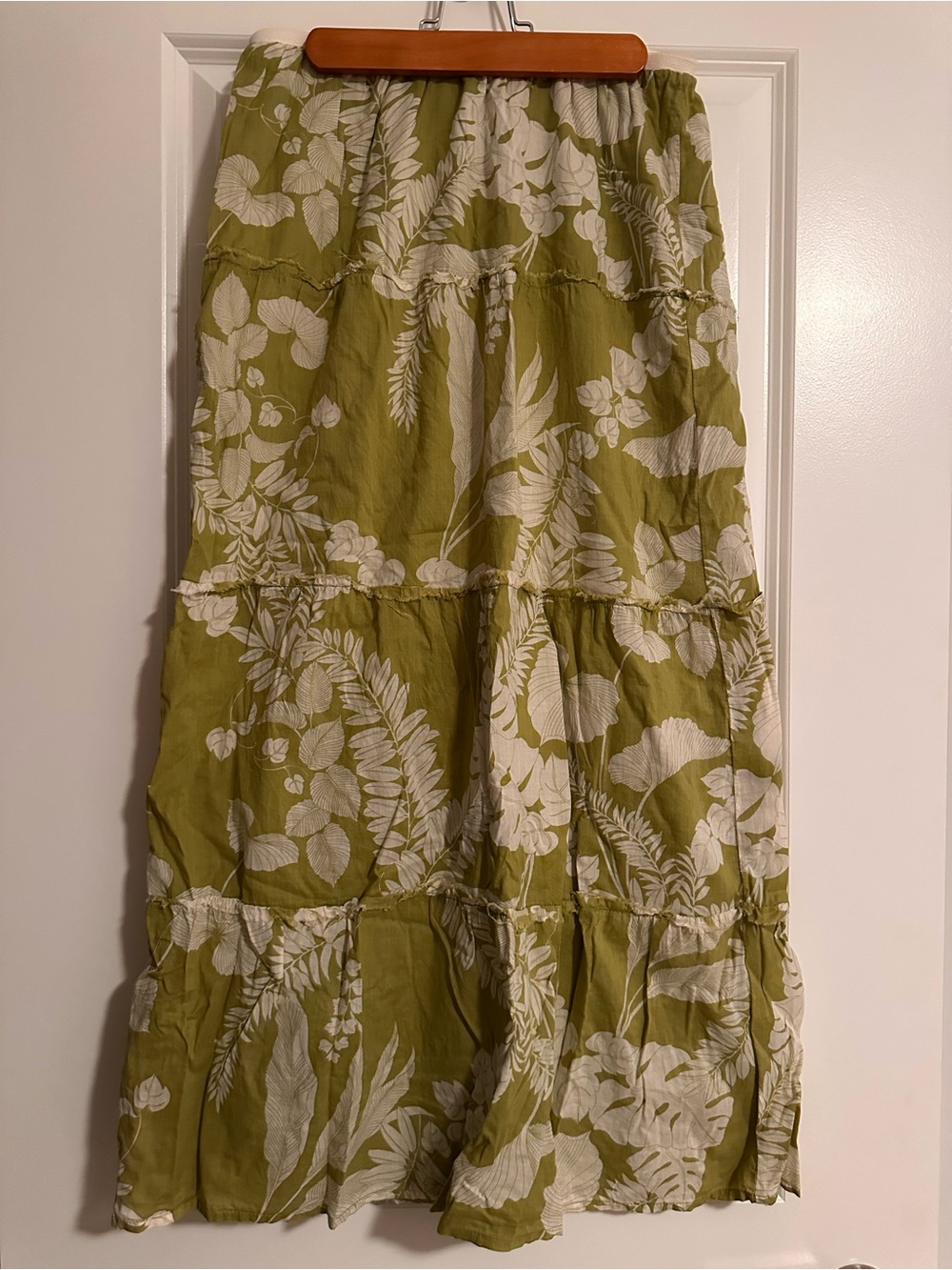 Y2K Roxy Olive Green and White Floral Tiered Maxi Skirt